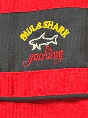 Paul &Shark Red Textured wind breaker .
Made in Italy
